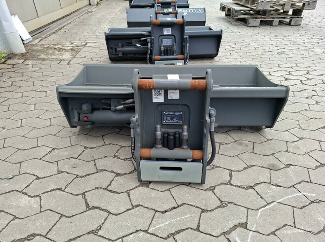 Rädlinger Grabenräumlöffel schwenkbar 1200mm KGL03H-1200