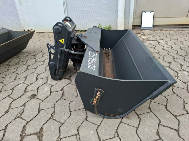Rädlinger Grabenräumlöffel schwenkbar 1200mm KGL03H-1200