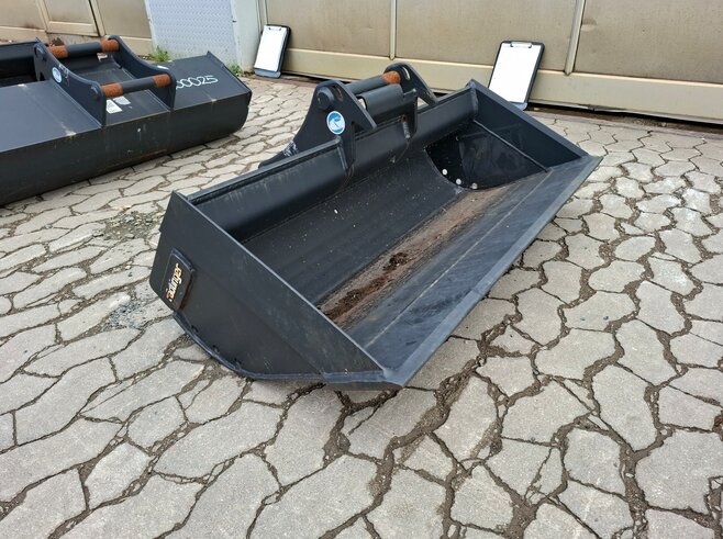 Rädlinger Grabenräumlöffel Starr 1200mm KGL04S-1200