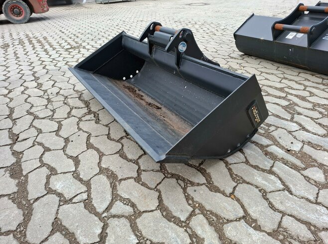 Rädlinger Grabenräumlöffel Starr 1200mm KGL04S-1200