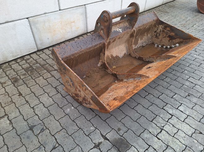 Kaiser Grabenräumlöffel starr 200mm