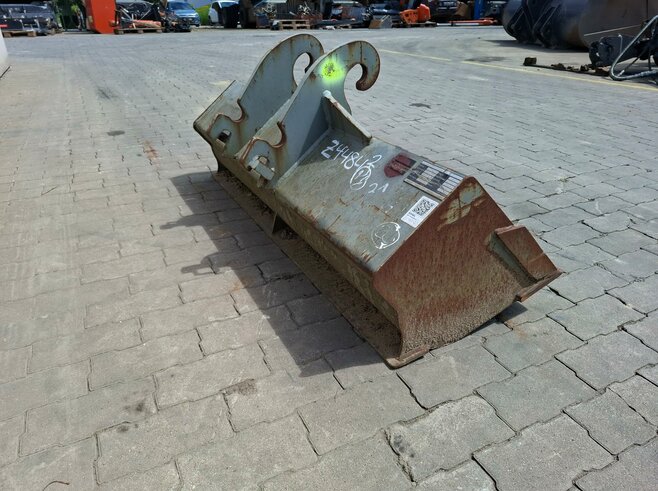 Reschkatec Grabenräumlöffel Starr 1500mm