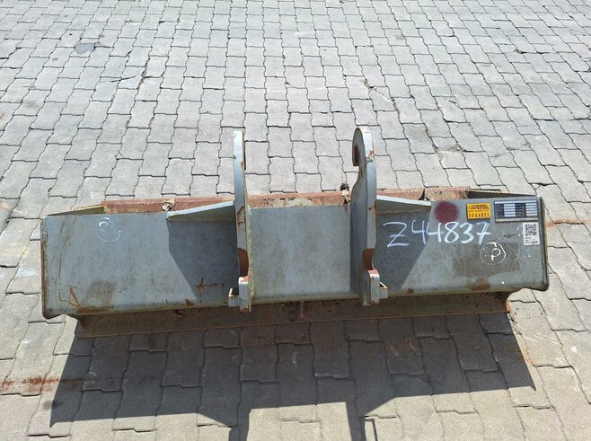 Reschkatec Grabenräumlöffel Starr 1500 mm