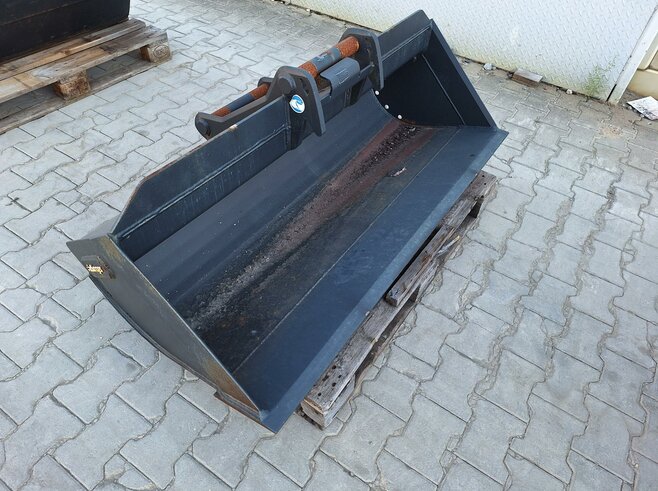 Rädlinger Grabenräumlöffel starr KGL08S-1500