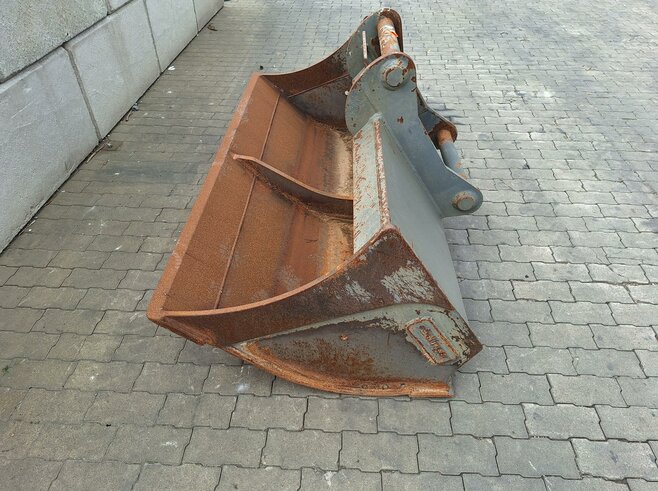 Rädlinger Grabenräumlöffel Starr 2000 mm