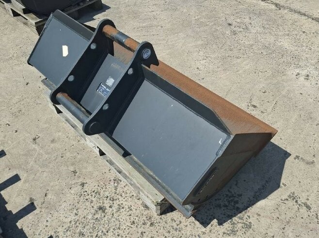 Rädlinger Grabenräumlöffel starr KGL08S-1500