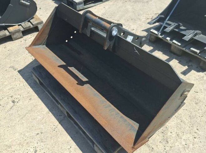 Rädlinger Grabenräumlöffel starr KGL08S-1500