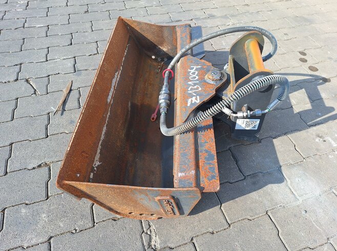 Rädlinger Grabenräumlöffel schwenkbar 800 mm