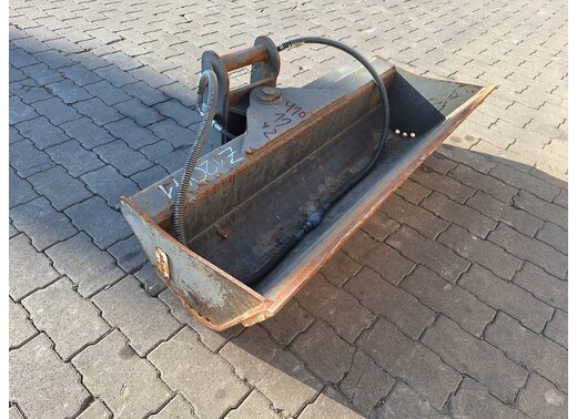 Rädlinger Grabenräumlöffel schwenkbar 1200 mm