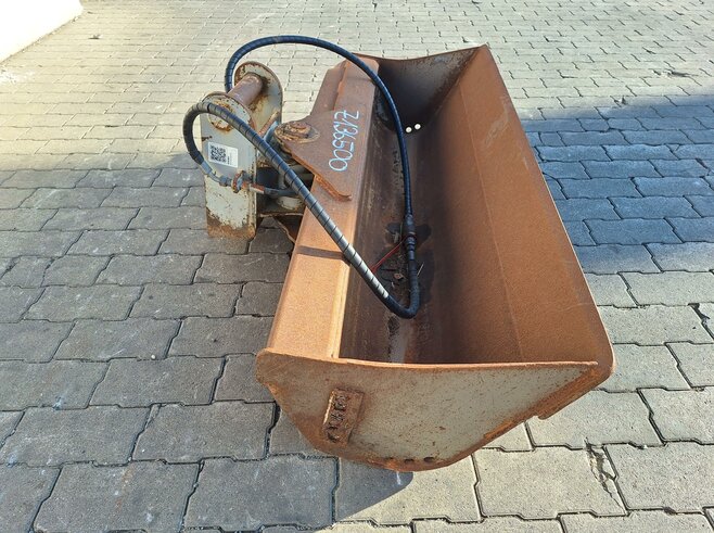 Rädlinger Grabenräumlöffel schwenkbar 1400 mm