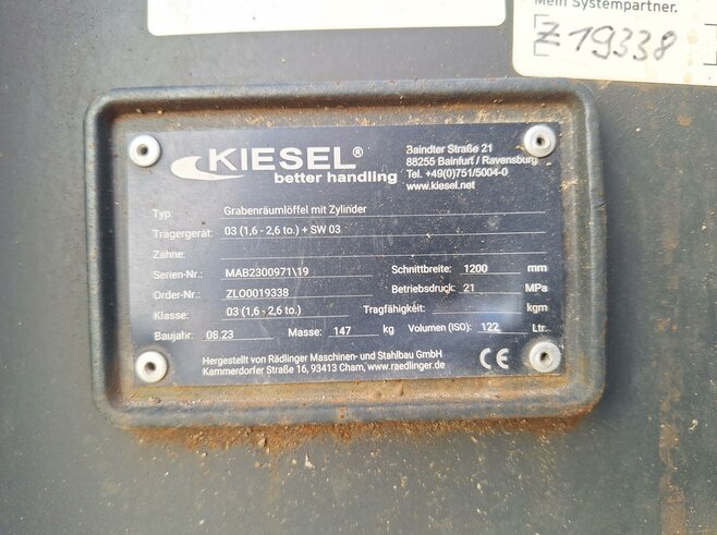 Rädlinger Grabenräumlöffel schwenkbar 1200 mm