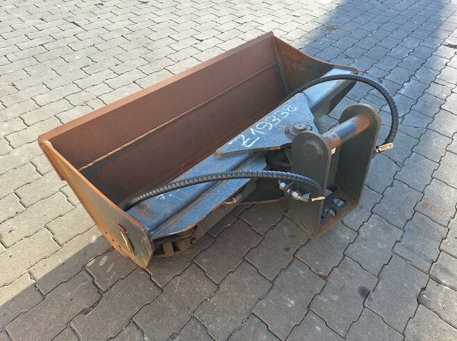 Rädlinger Grabenräumlöffel schwenkbar 1200 mm