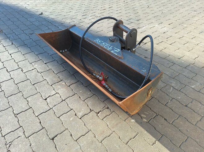 Rädlinger Grabenräumlöffel schwenkbar 1200 mm