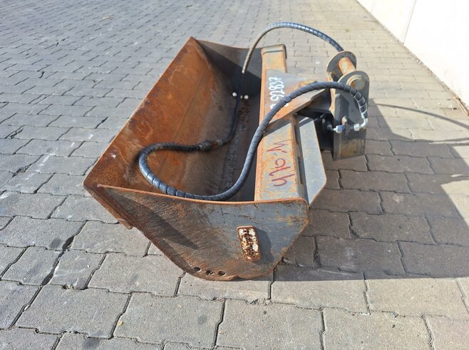Rädlinger Grabenräumlöffel schwenkbar 1200 mm