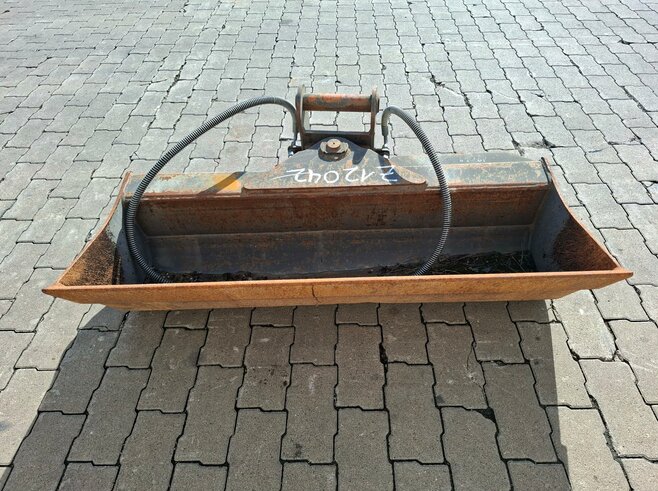 Rädlinger Grabenräumlöffel schwenkbar 1200 mm KGL03H-1200