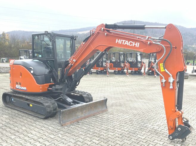 Hitachi ZX65USB-6