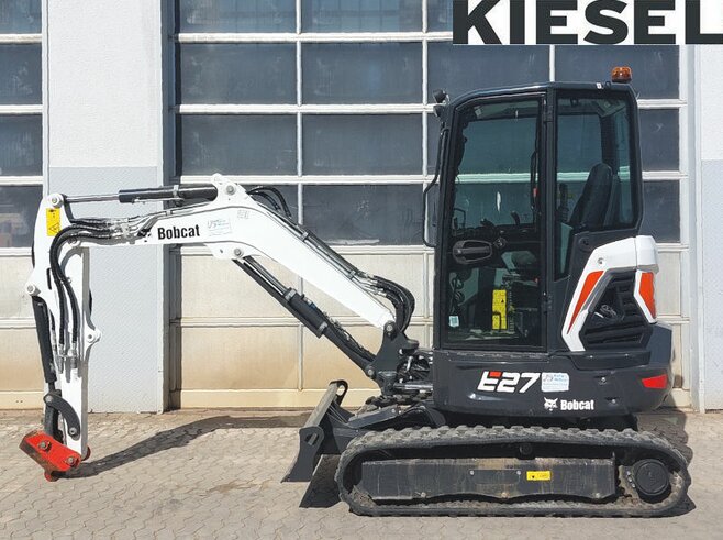 Bobcat E27