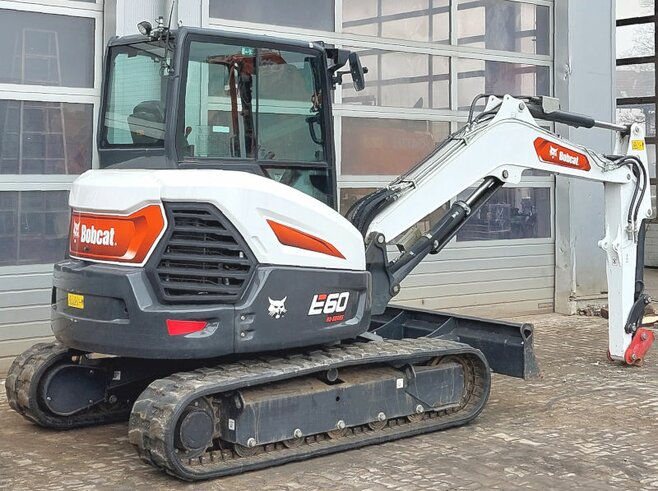 Bobcat E60