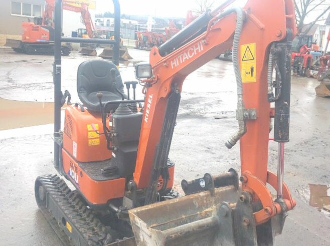 Hitachi ZX10U-6