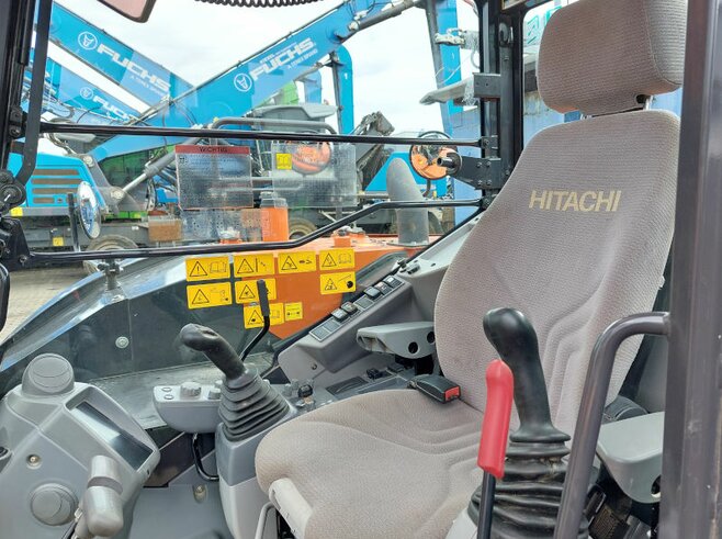 Hitachi ZX85USB-6