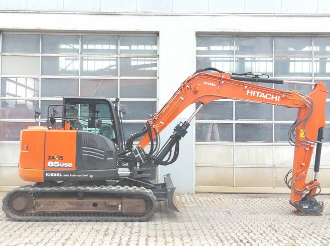 Hitachi ZX85USB-6