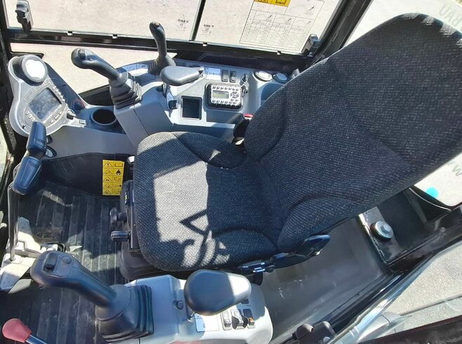 Bobcat E27