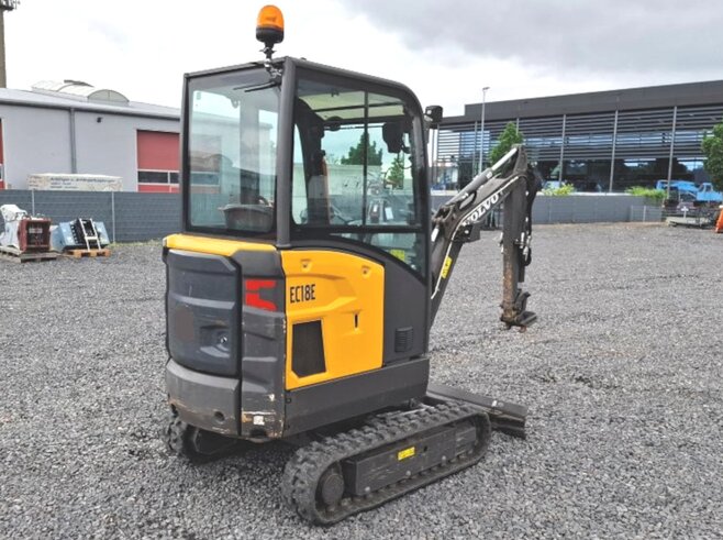 Volvo EC18E