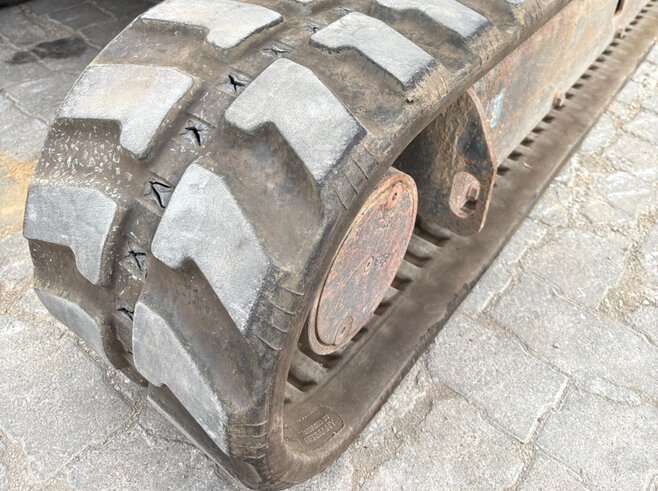 Hitachi ZX33U-5