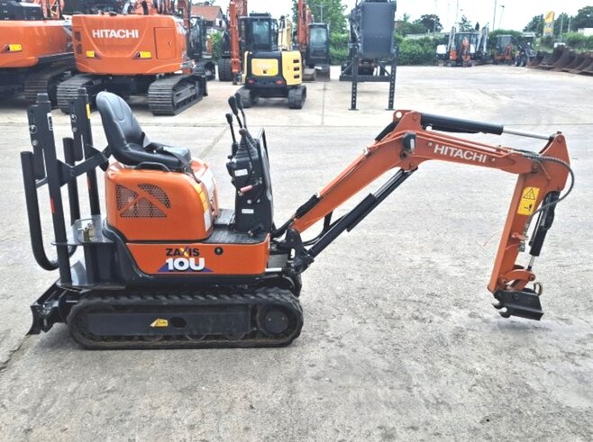 Hitachi ZX10U-6