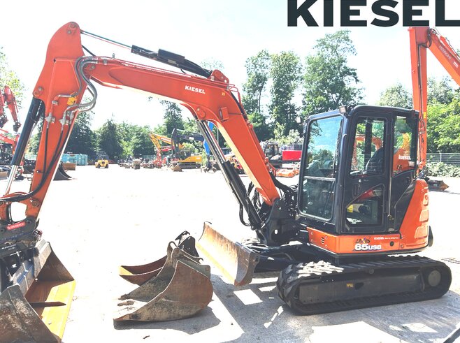 Hitachi ZX65USB-6