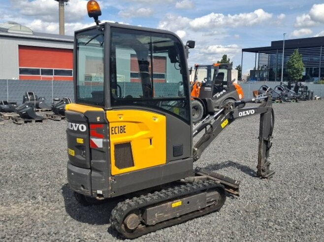 Volvo EC18E