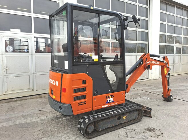 Hitachi ZX19U-6