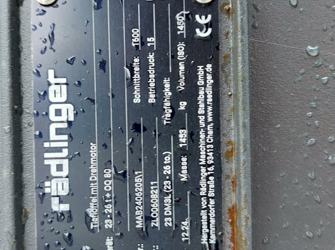 Rädlinger Schwenktieflöffel 1600mm