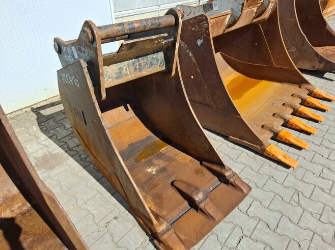 Caterpillar Tieflöffel 800mm