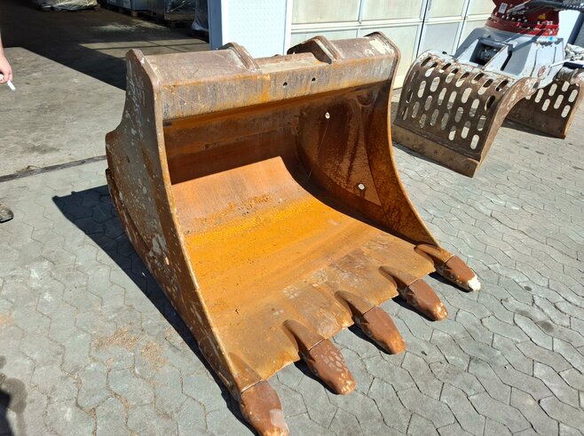 Winkelbauer Tieflöffel 1400mm