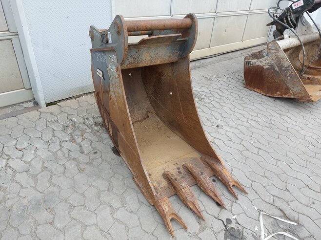 Rädlinger Tieflöffel 700mm