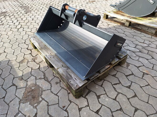 Rädlinger Grabenräumlöffel Starr 1200mm KGL04S-1200