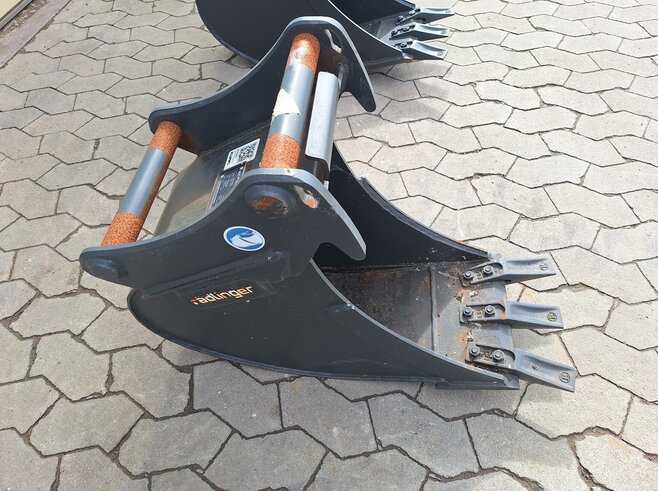 Rädlinger Tieflöffel 300 mm KTL04-300
