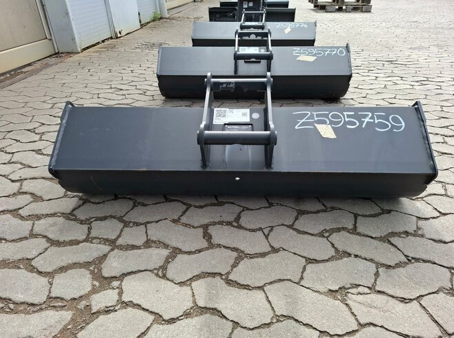 Rädlinger Grabenräumlöffel Starr 1200mm KGL02S-1200