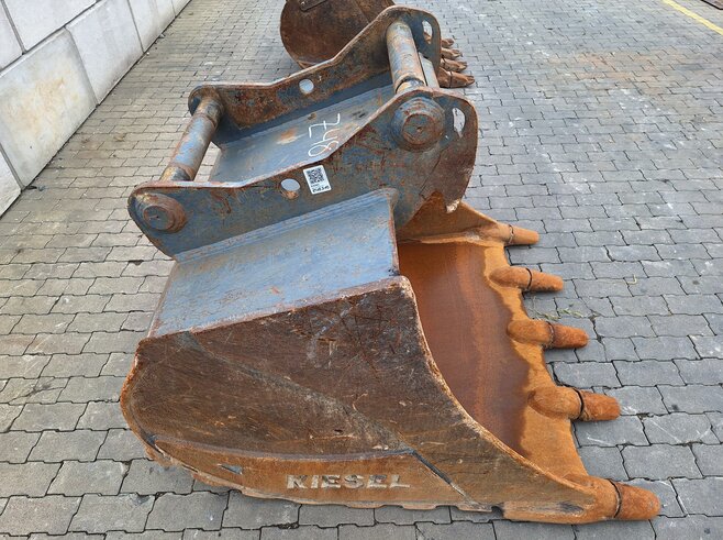 Rädlinger Tieflöffel 1400mm