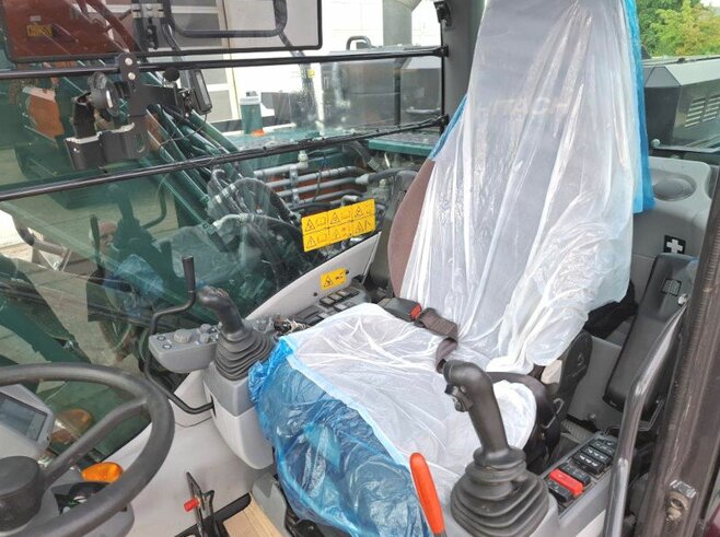 Hitachi ZX140W-6