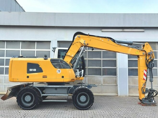 Liebherr A918