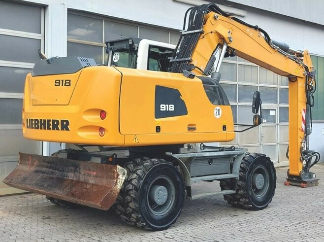Liebherr A918