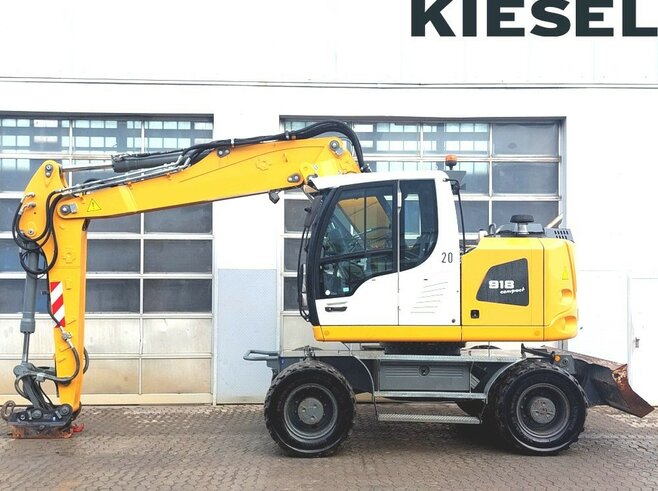Liebherr A918