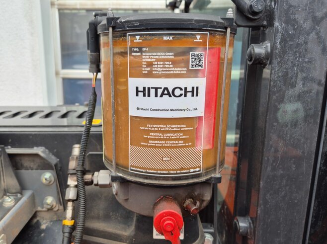 Hitachi ZX175W-7