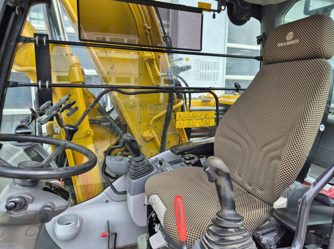 Hitachi ZX170W-5