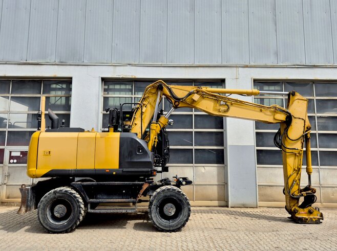 Hitachi ZX170W-5
