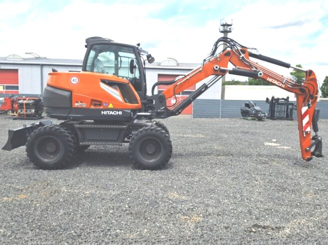 Hitachi ZX95W-7