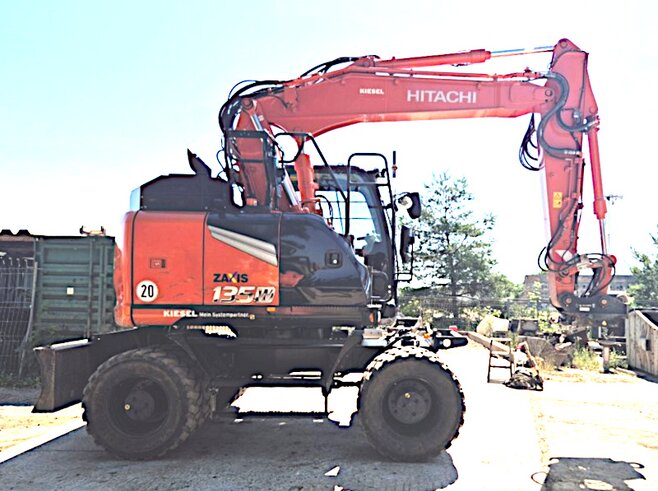 Hitachi ZX135W-7