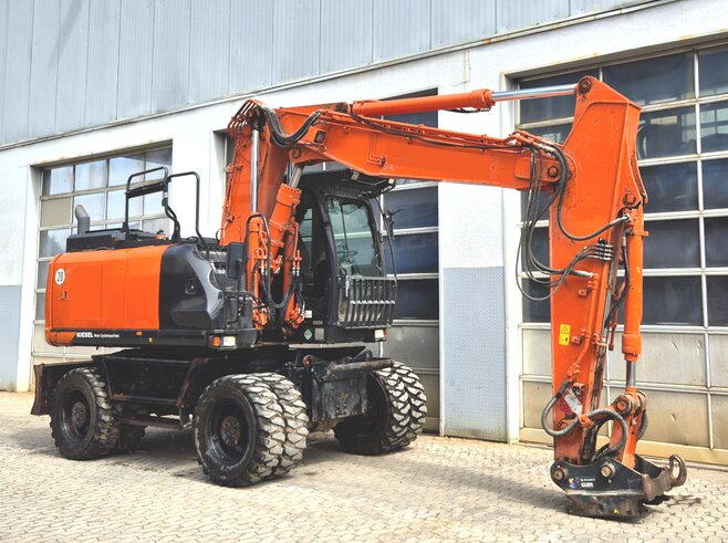 Hitachi ZX170W-6
